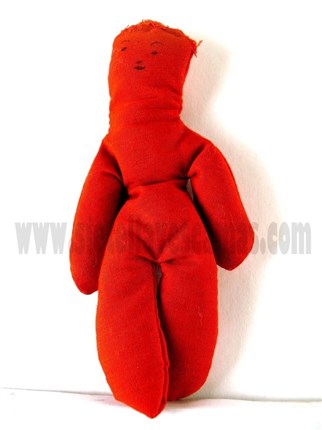 muneco-vuddu-mujer-roja