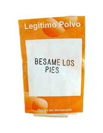 Polvos bésame los pies